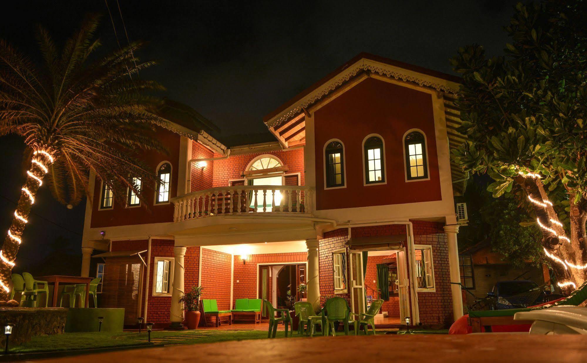 Explore Hostels Negombo Kochchikade Exteriör bild