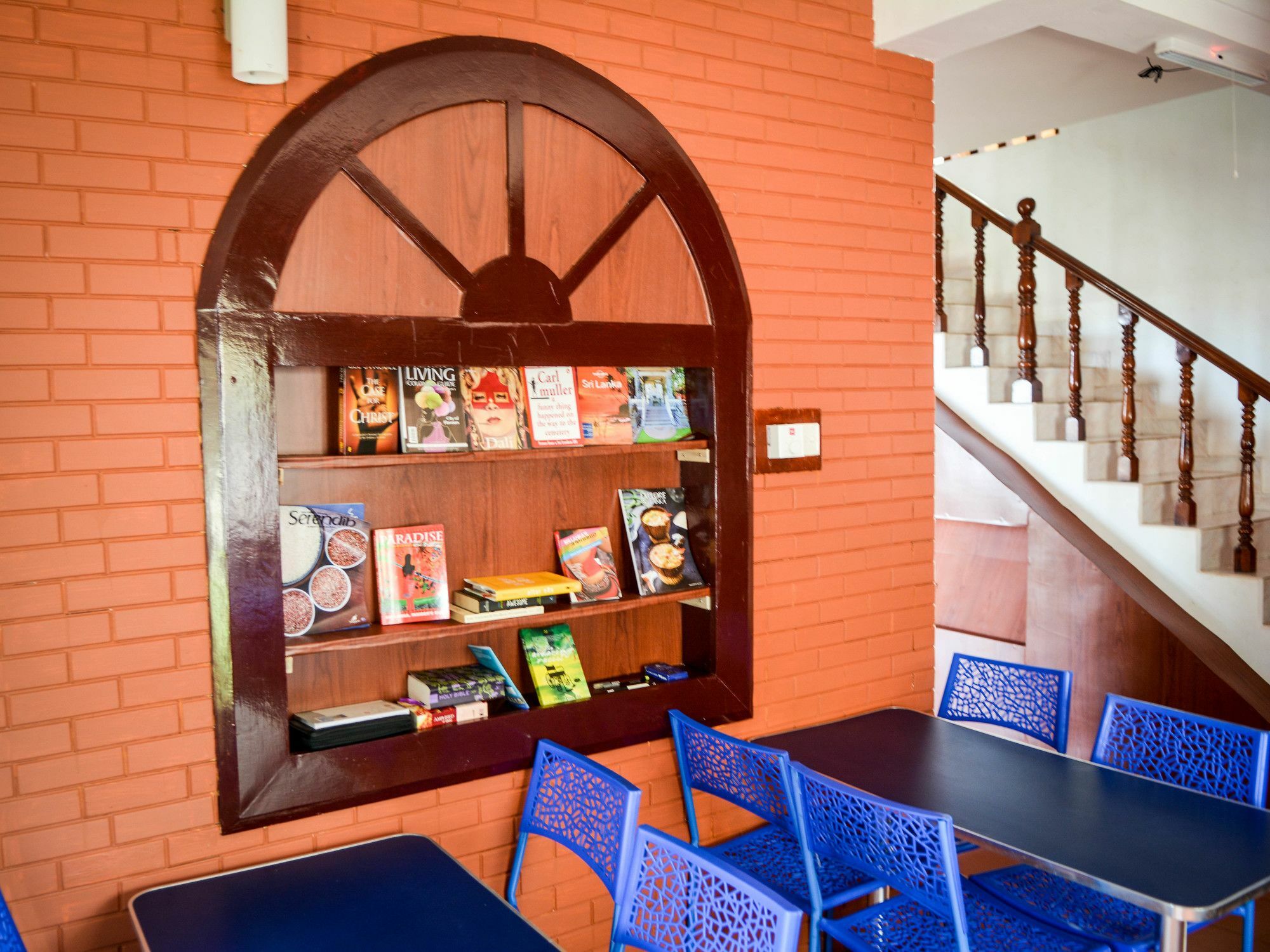 Explore Hostels Negombo Kochchikade Exteriör bild